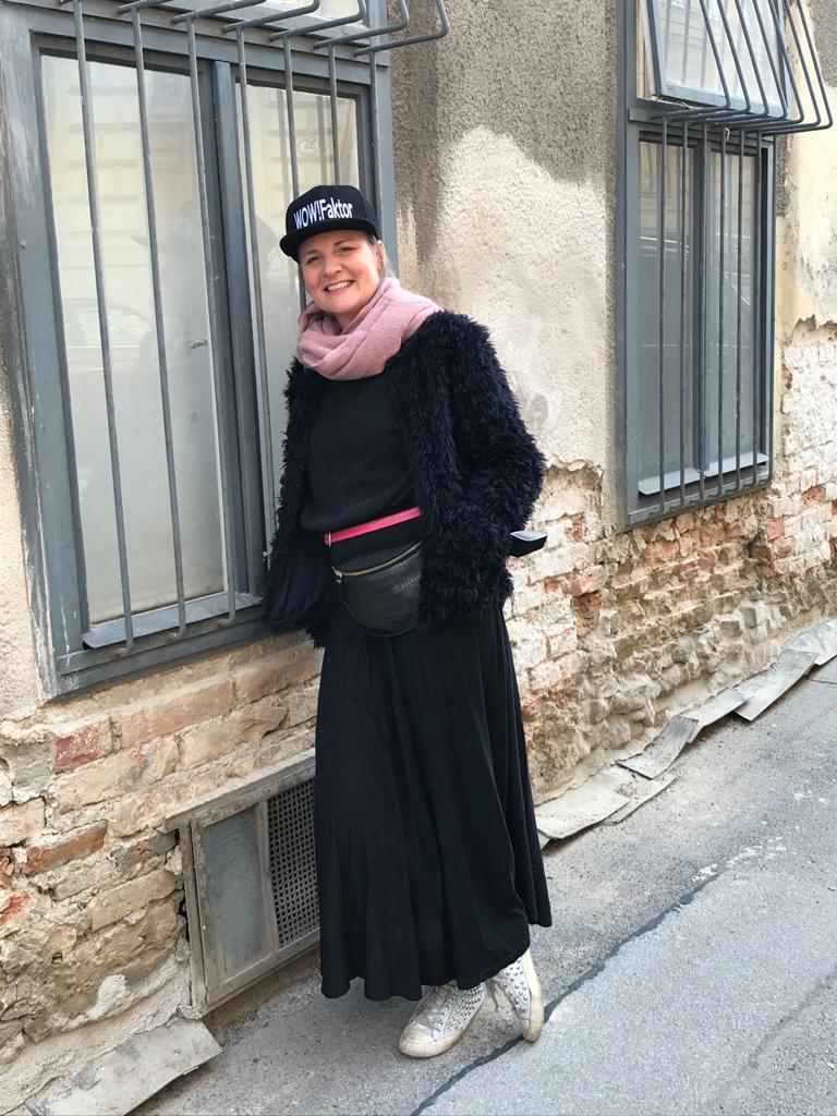 fd14ba8c-b0b9-445e-9619-21efb5ae266d